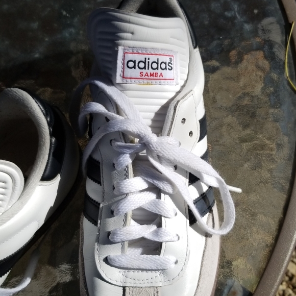 Adidas Samba shoes - Picture 2 of 4